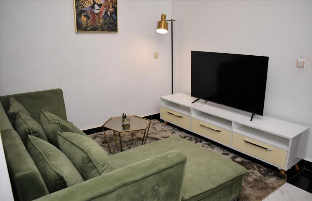 Residence L'Ecrin Яунде Экстерьер фото